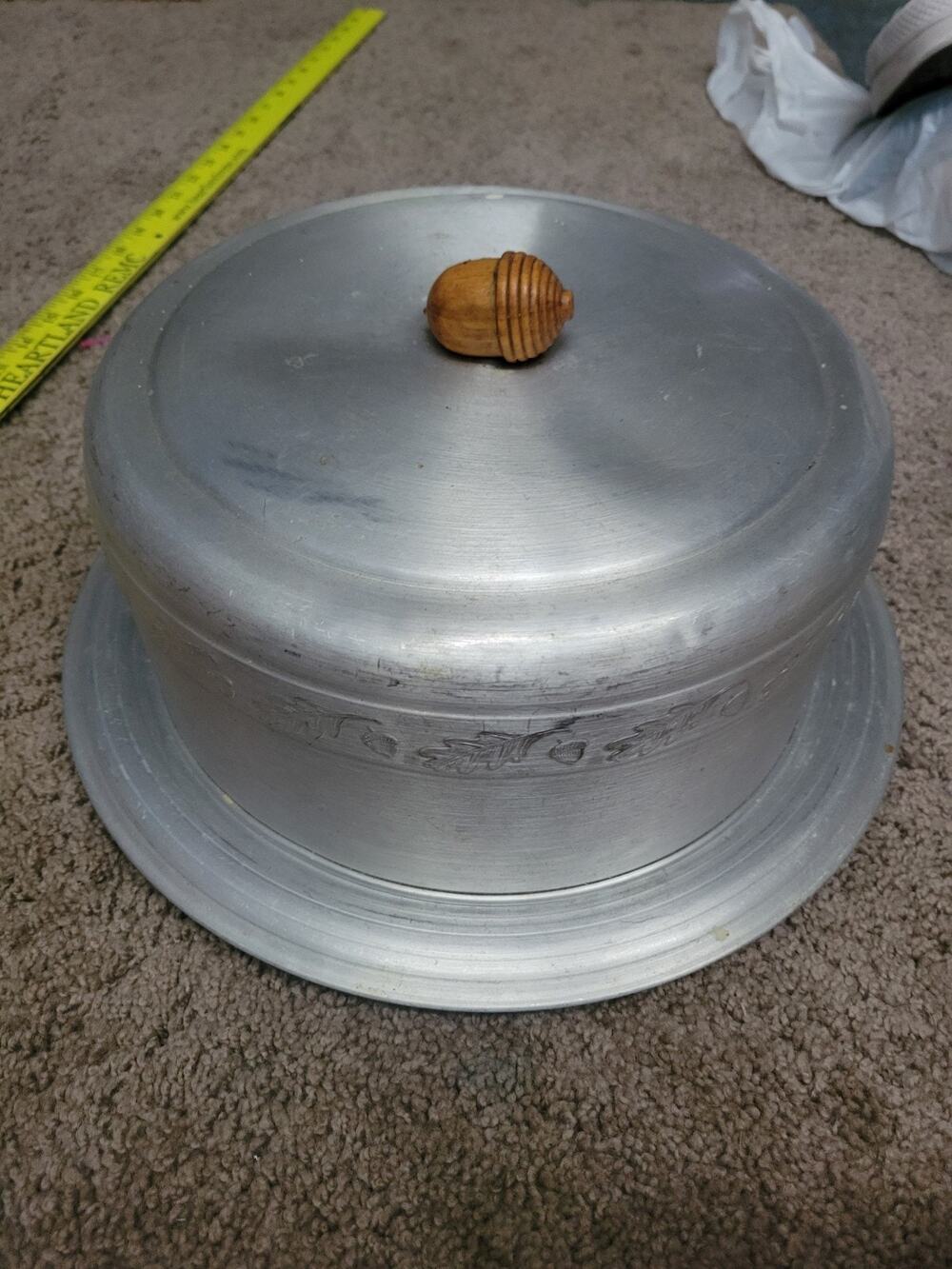 Vintage Acorn Cake Cover 10” Aluminum Metal - Wooden Handle West Bend